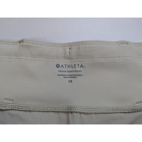 NWT Athleta Trekkie North Short Womens 18 Beige Ripstop Lightweight Hiking Camp - Picture 2 of 10